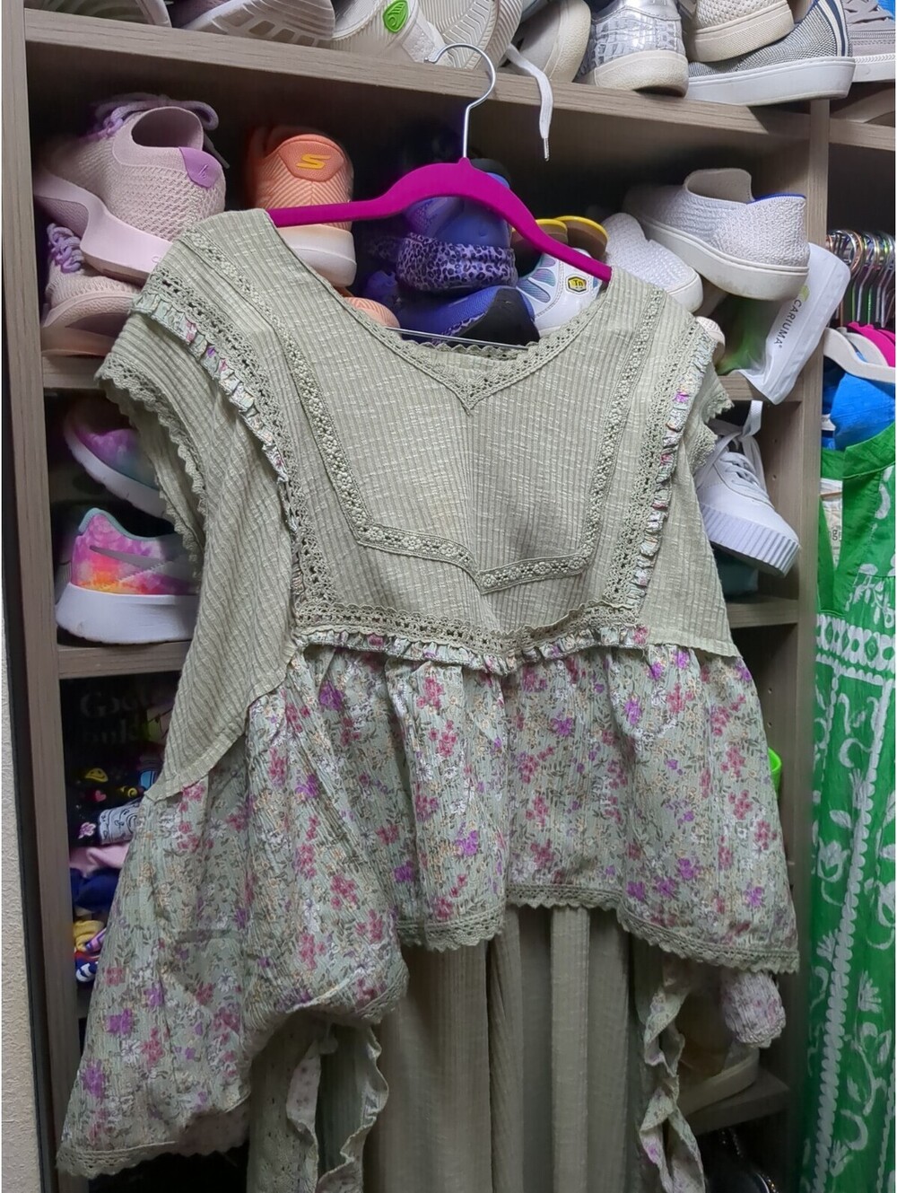 POL Sage Green Knit Ribbed Babydoll Top Boho Size L